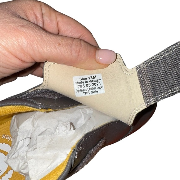 LIVIE & LUCA Maestro Gray Boots ankle boots Size 13 new in box Velcro strap - Picture 9 of 11